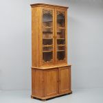 530632 Book cabinet